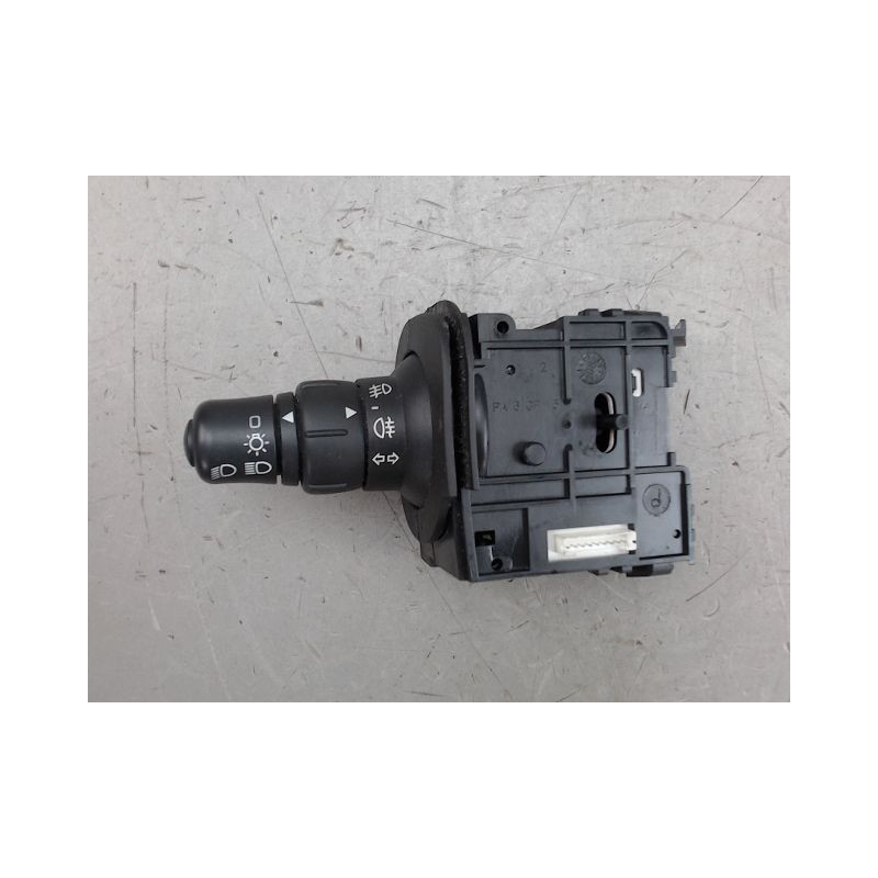 COMMANDE CLIGNOTANT RENAULT MEGANE