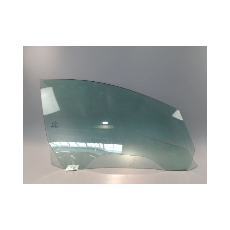 GLACE PORTE AVD MERCEDES CLS
