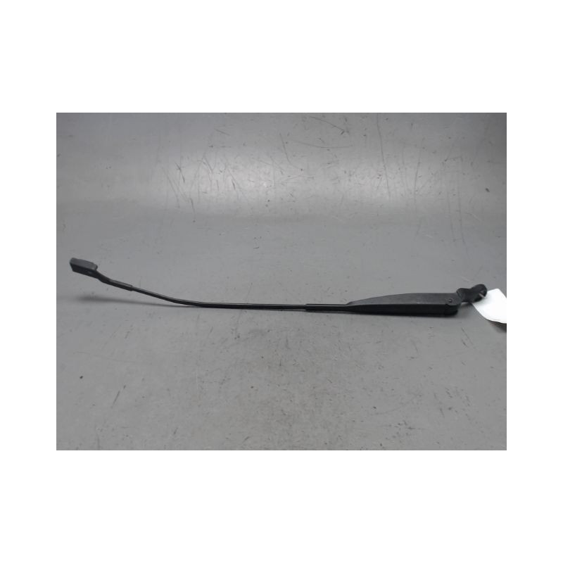 BRAS ESSUIE-GLACE AVANT DROIT FIAT 500 2007-