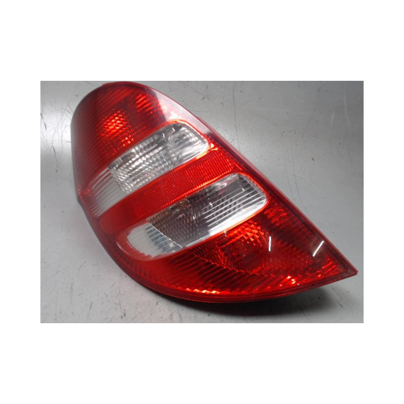 FEU ARRIERE GAUCHE  MERCEDES CLASSE A 2004-