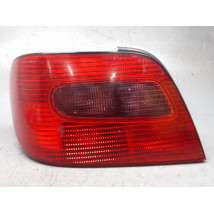 FEU ARRIERE GAUCHE  CITROEN XSARA 2000-