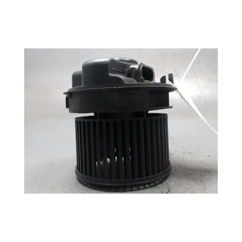 MOTEUR VENTILATEUR CHAUFFAGE PEUGEOT 107 3P