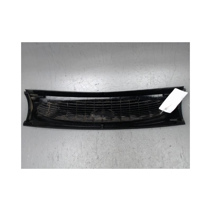 CALANDRE FORD FIESTA 95-9.99