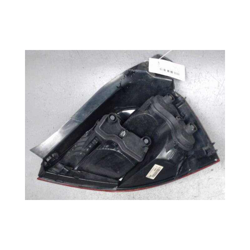 FEU ARRIERE GAUCHE  RENAULT MEGANE II PH1 02-05