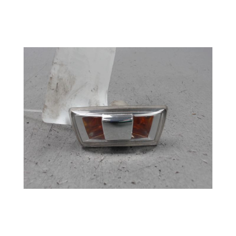 REPETITEUR AILE GAUCHE OPEL ASTRA 2004-