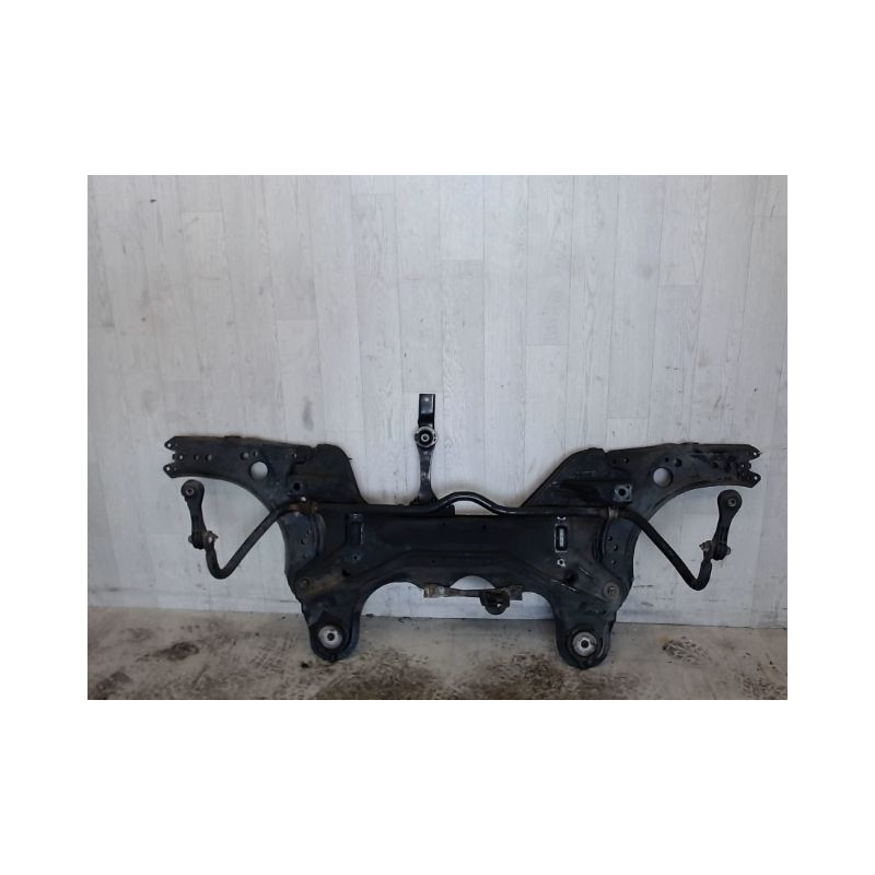 BERCEAU MOTEUR AVANT VOLKSWAGEN NEWBEETLE