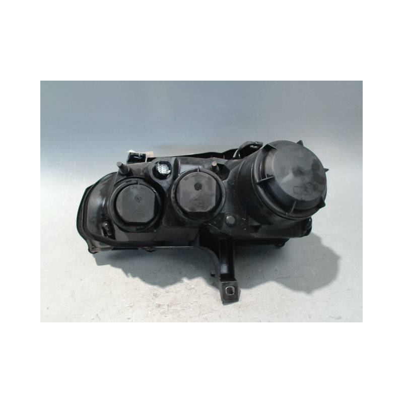 PHARE DROIT ALFA ROMEO 159 SPORTWAGON