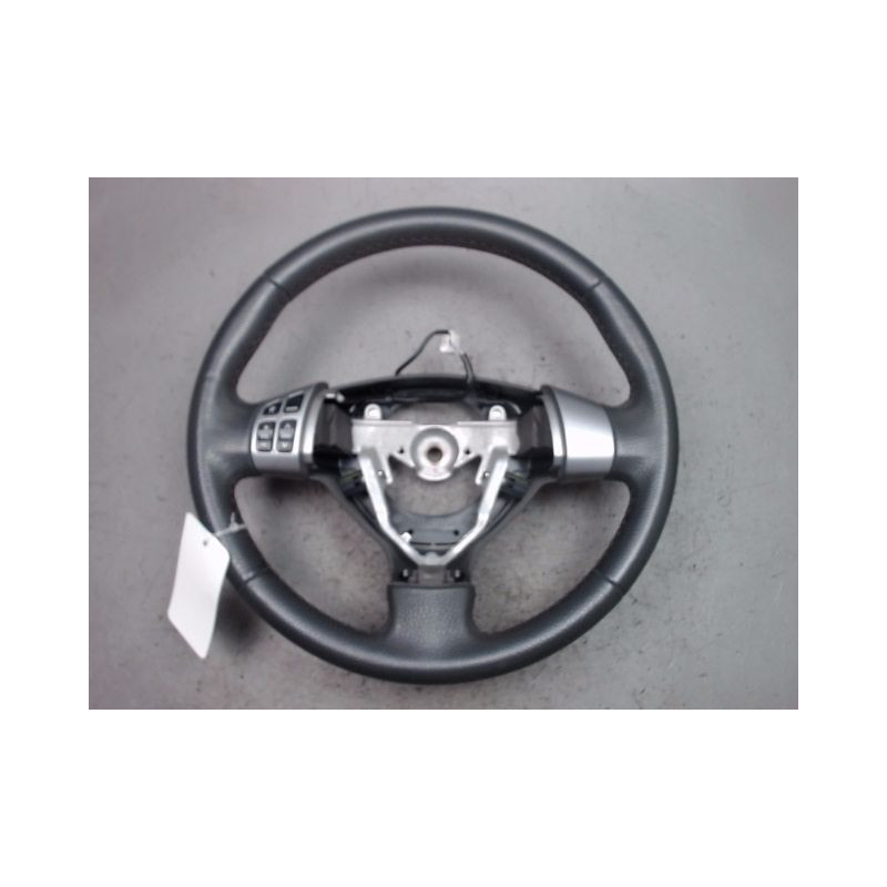 VOLANT DE DIRECTION SUZUKI SWIFT -03/05