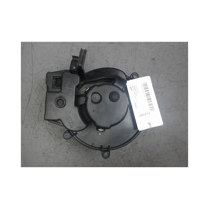 MOTEUR VENTILATEUR CHAUFFAGE MERCEDES CLK