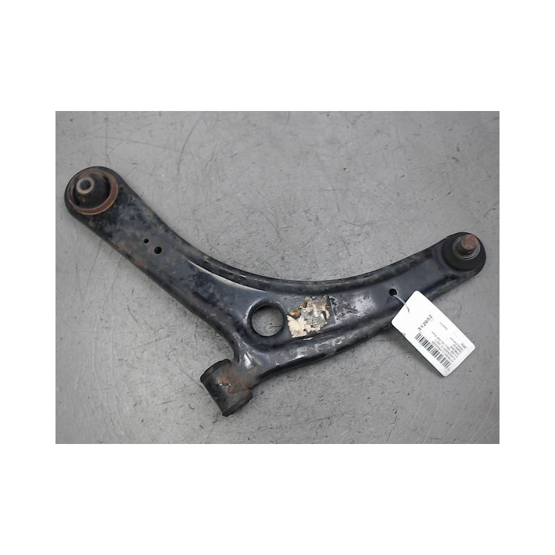 TRIANGLE INFERIEUR AVANT GAUCHE CITROEN C-CROSSER 2007-