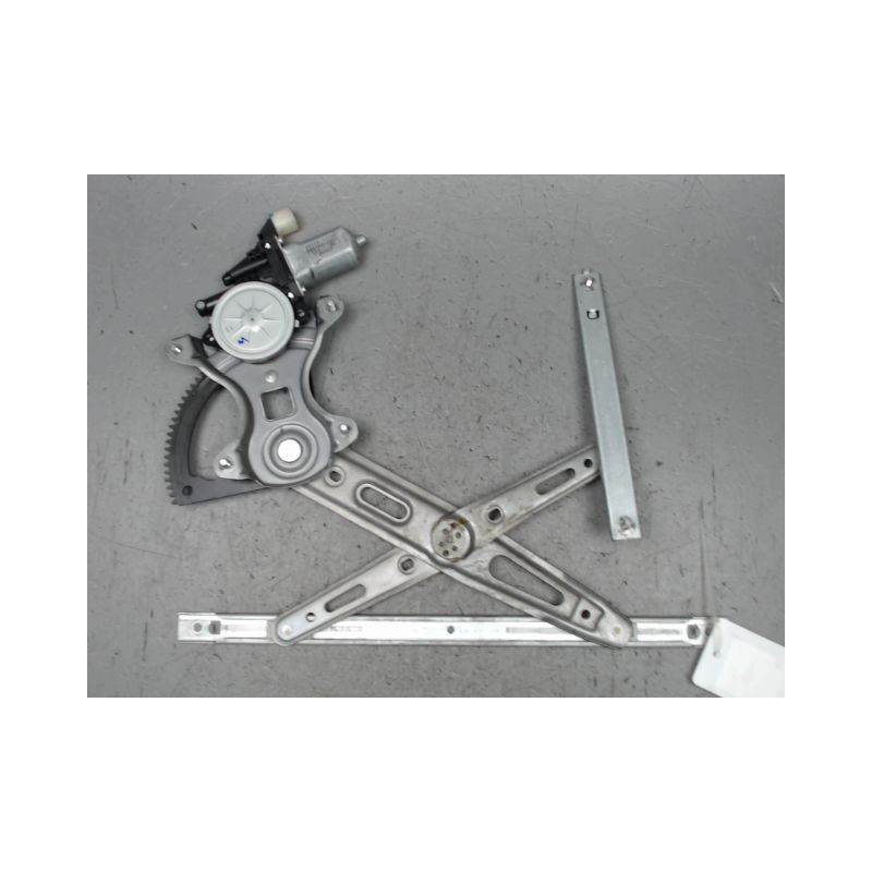 MECANISME+MOTEUR LEVE-GLACE AVANT DROIT HYUNDAI I20
