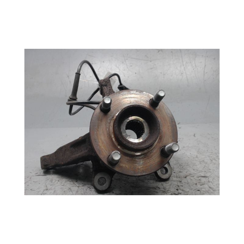 PIVOT AVANT GAUCHE NISSAN MICRA