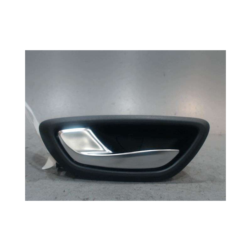 POIGNEE INTERIEURE PORTE AVANT GAUCHE RENAULT MEGANE