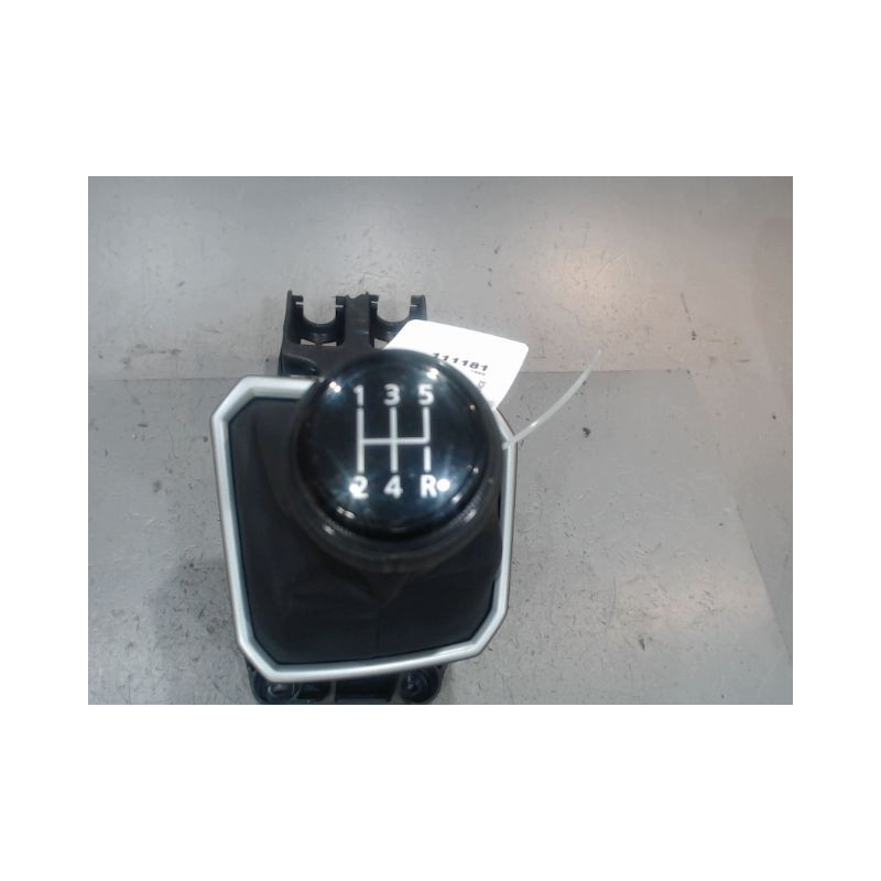 LEVIER DE VITESSES DACIA SANDERO 1.0 TCe 90