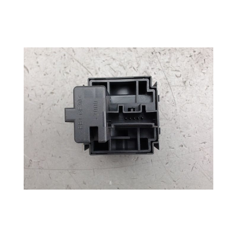 COMMANDE RÉGLAGE HAUTEUR DE PHARE RENAULT CLIO