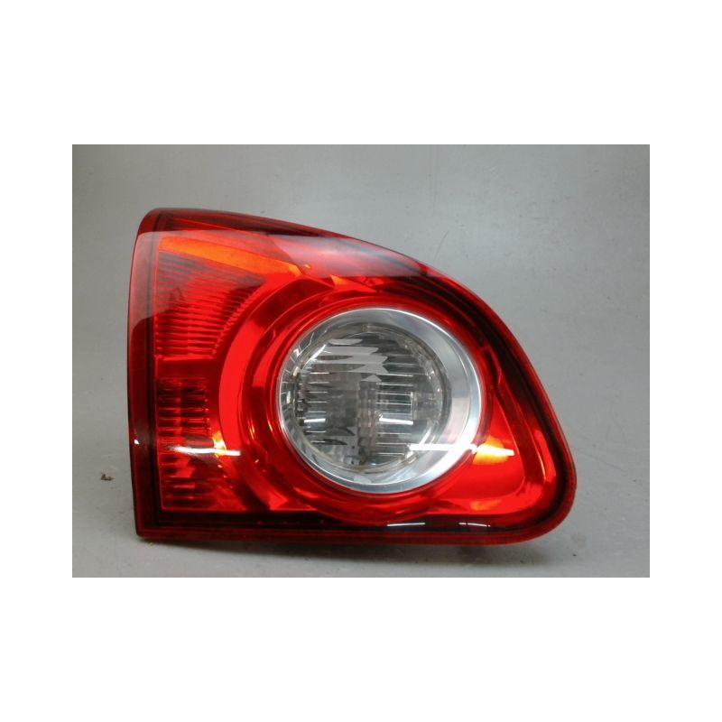 FEU ARRIERE INTERIEUR GAUCHE NISSAN QASHQAI