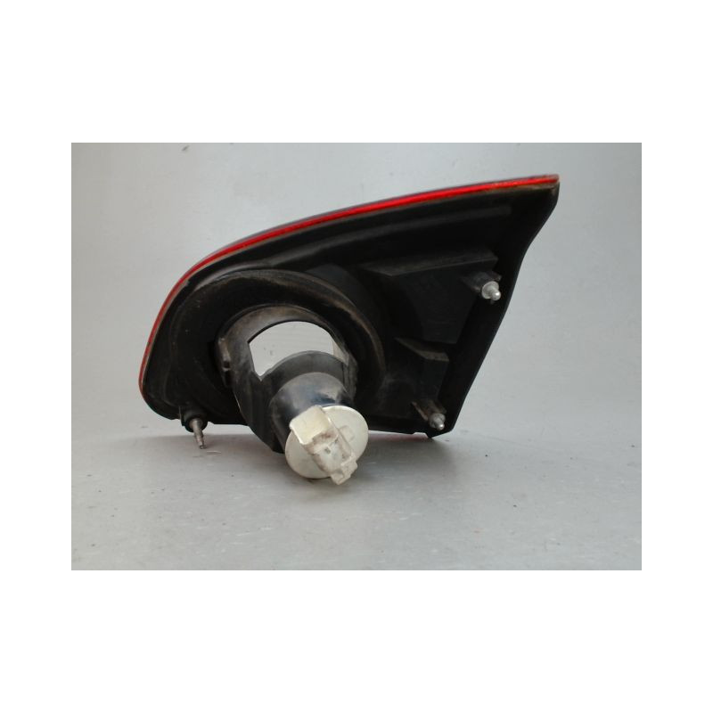FEU ARRIERE INTERIEUR GAUCHE NISSAN QASHQAI