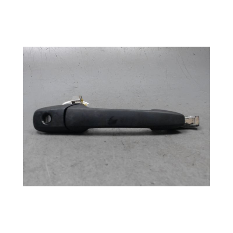 POIGNEE EXTERIEURE PORTE AVANT DROIT MAZDA BT-50