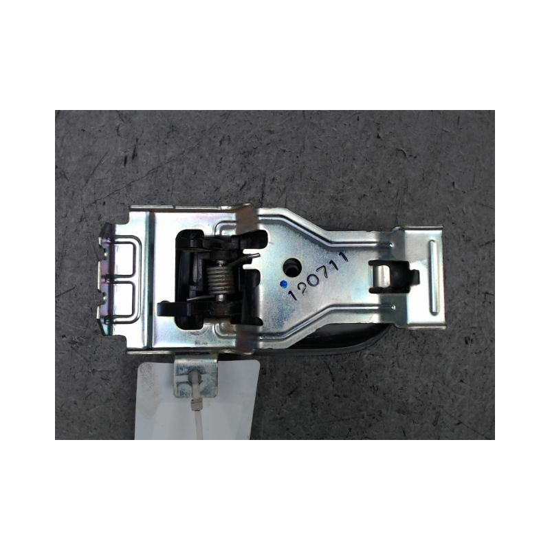 POIGNEE INTERIEURE PORTE AVANT DROIT MAZDA BT-50
