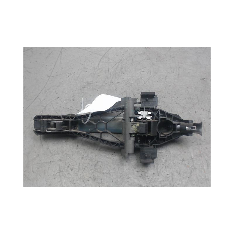 POIGNEE EXTERIEURE PORTE AVANT DROIT VOLVO V50
