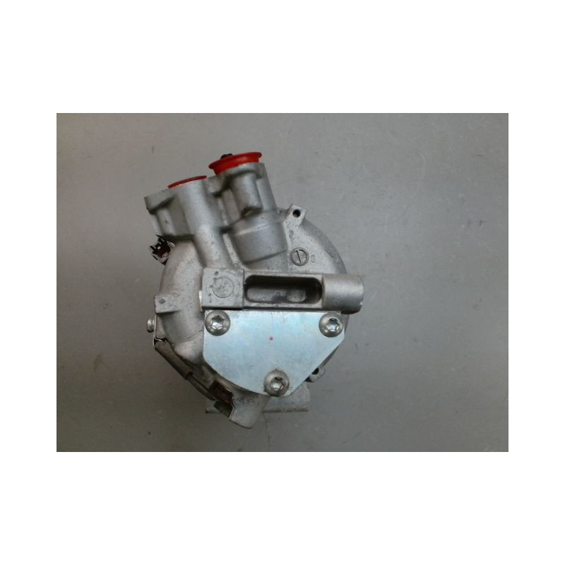 COMPRESSEUR AIR CONDITIONNE RENAULT CLIO