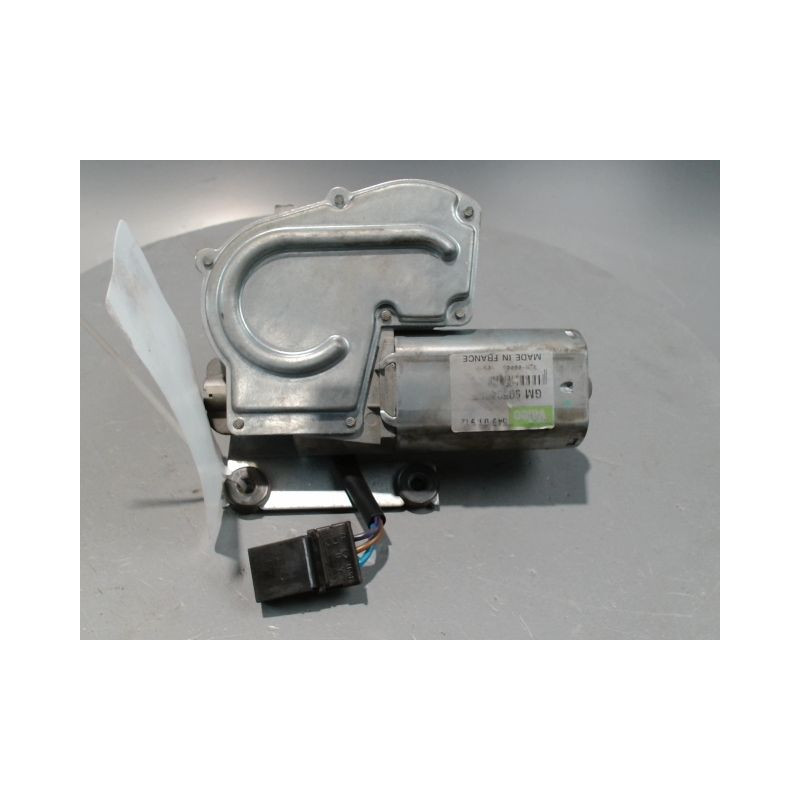MOTEUR ESSUIE-GLACE ARRIERE OPEL VECTRA BREAK -99
