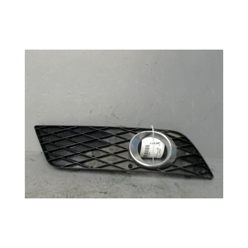 GRILLE VENTILATION PARE-CHOC AVD MERCEDES CLASSE A