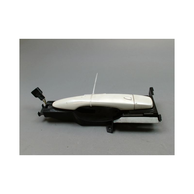 POIGNEE EXTERIEURE PORTE AVANT DROIT NISSAN QHASQAI 2007-