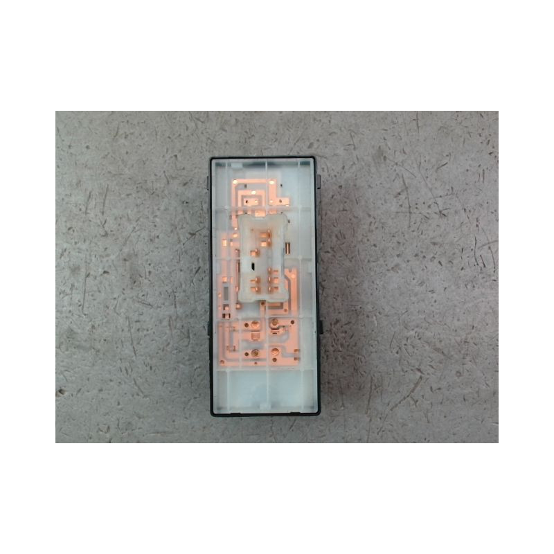COMMANDE LEVE-GLACE PORTE AVD NISSAN QHASQAI 2007-