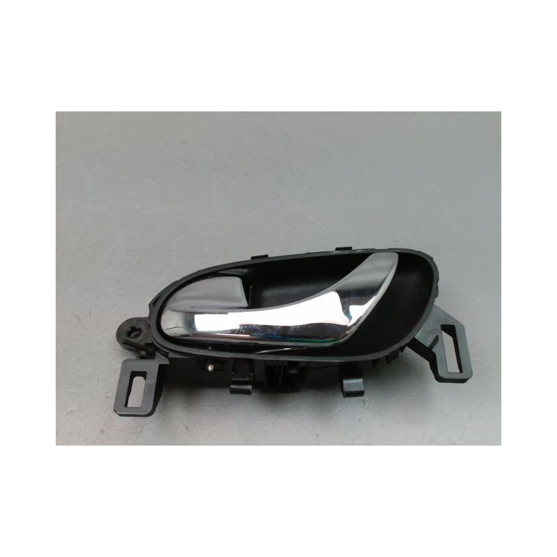 POIGNEE INTERIEURE PORTE AVANT GAUCHE NISSAN QHASQAI 2007-