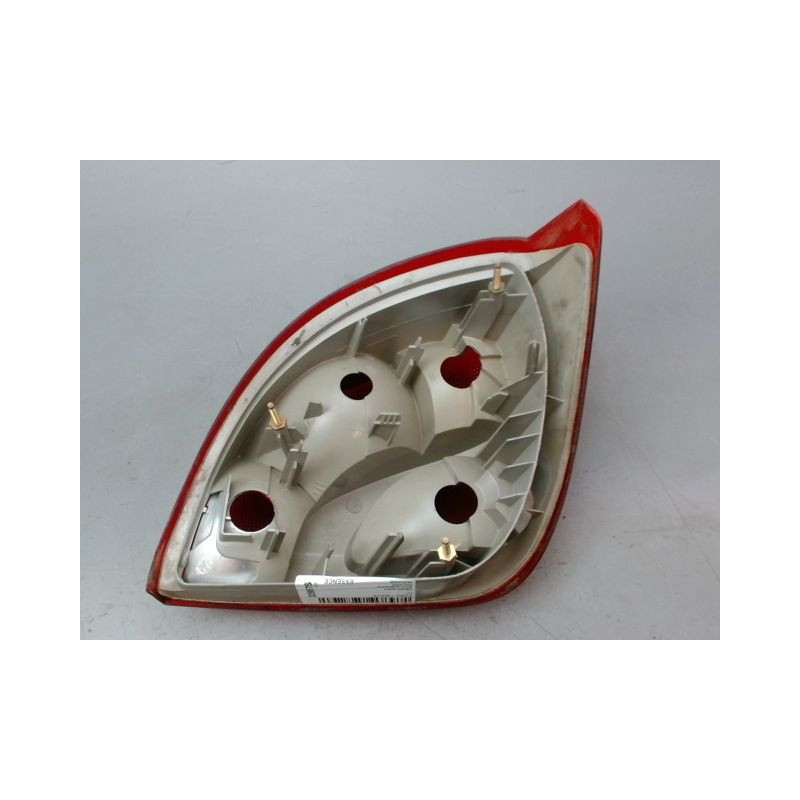 FEU ARRIERE GAUCHE  FORD FIESTA IV Phase 2 1999-2002