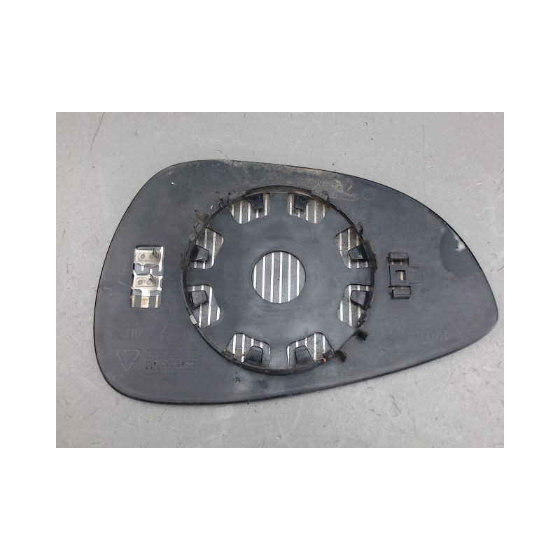 GLACE RETROVISEUR EXT D FORD FIESTA