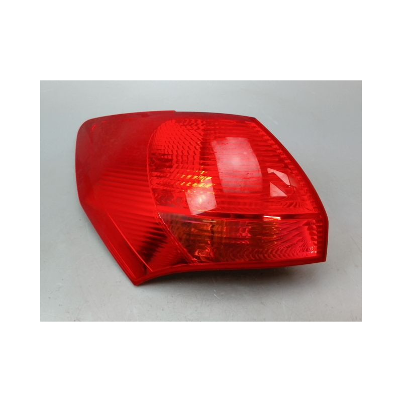 FEU ARRIERE GAUCHE  KIA VENGA 09-