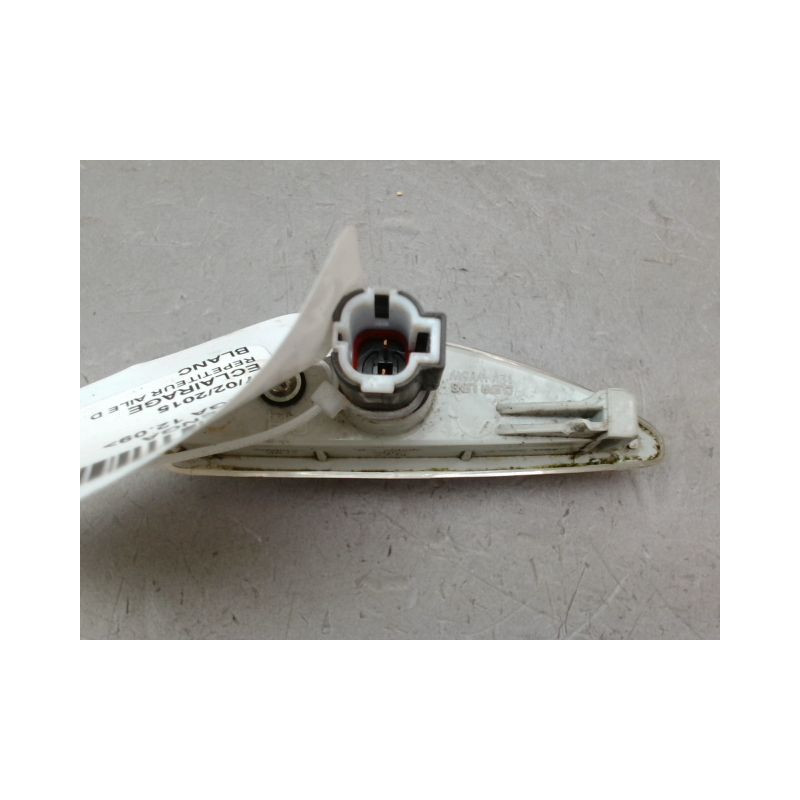 REPETITEUR AILE DROIT KIA VENGA 09-