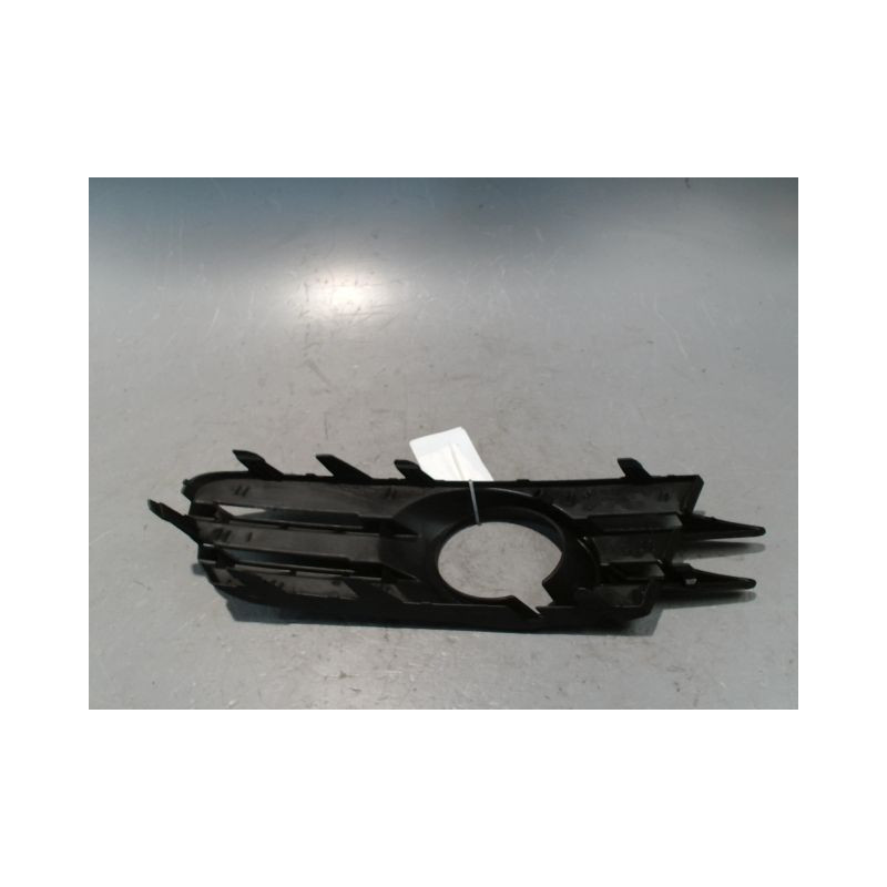 OBTURATEUR PHARE ADDITIONNEL PARE-CHOC AVD VOLKSWAGEN SCIROCCO 2008-
