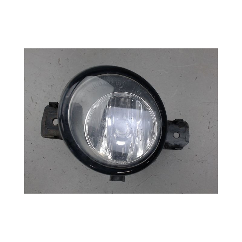 PHARE ANTIBROUILLARD AVANT GAUCHE NISSAN QASHQAI