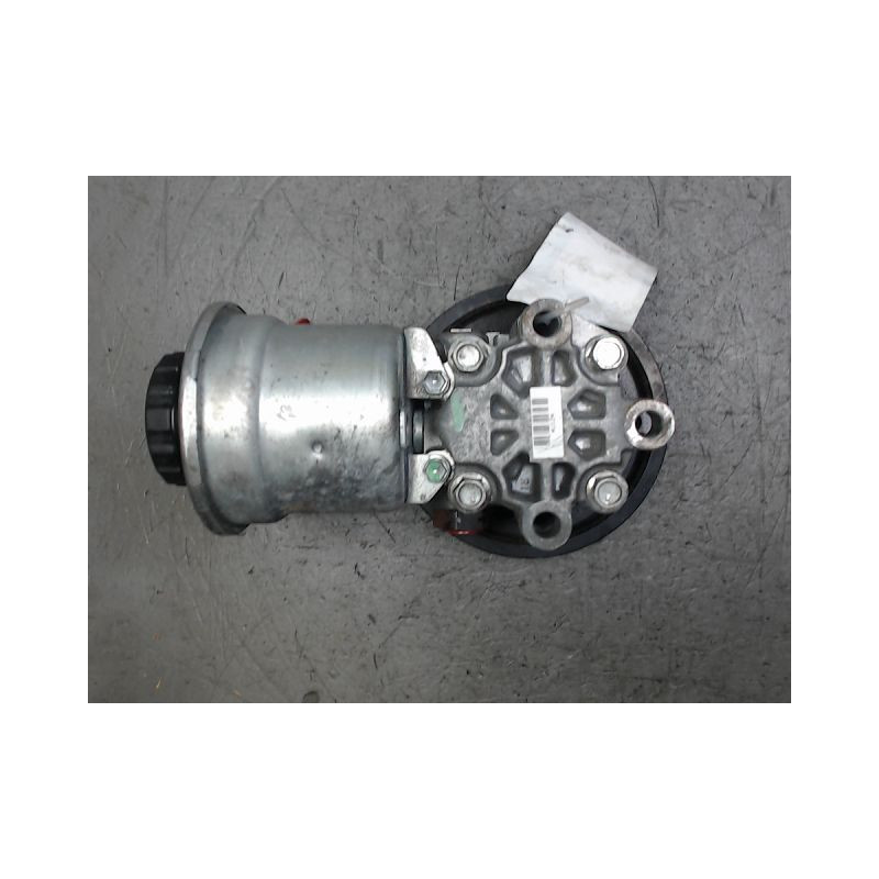 POMPE DIRECTION ASSISTEE TOYOTA AVENSIS BREAK 2006-