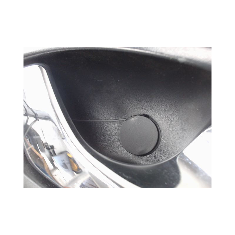 POIGNEE INTERIEURE PORTE AVANT DROIT RENAULT TRAFIC