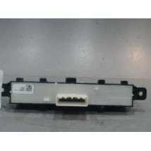 BOUTON DE WARNING DACIA SANDERO