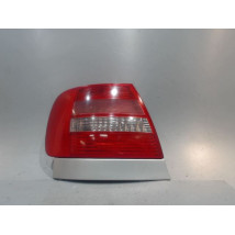 FEU ARRIERE GAUCHE  AUDI A4