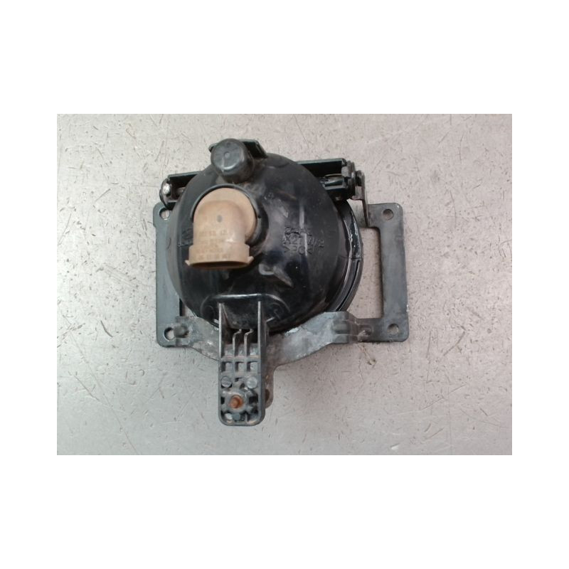 PHARE ANTIBROUILLARD AVANT GAUCHE HYUNDAI TUCSON BREAK I 2004-2010
