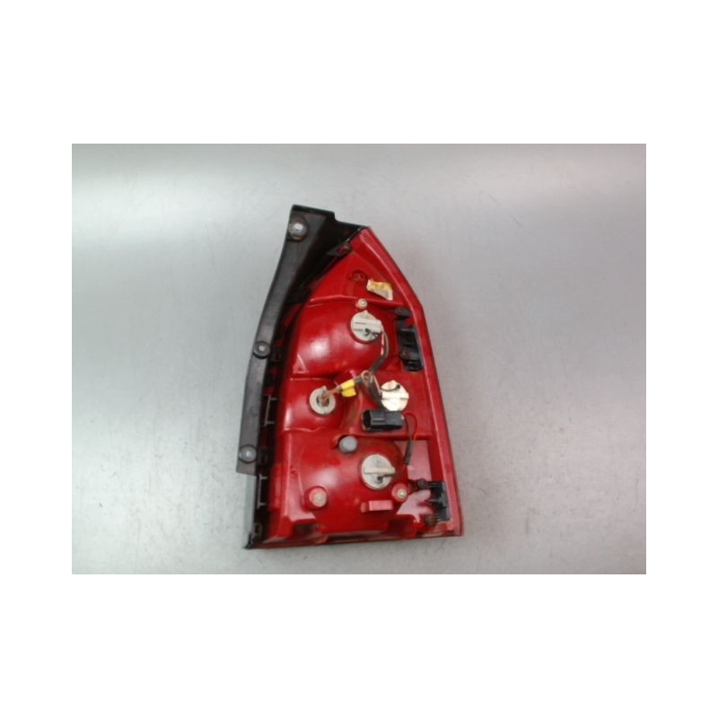 FEU ARRIERE GAUCHE  HYUNDAI TUCSON BREAK I 2004-2010