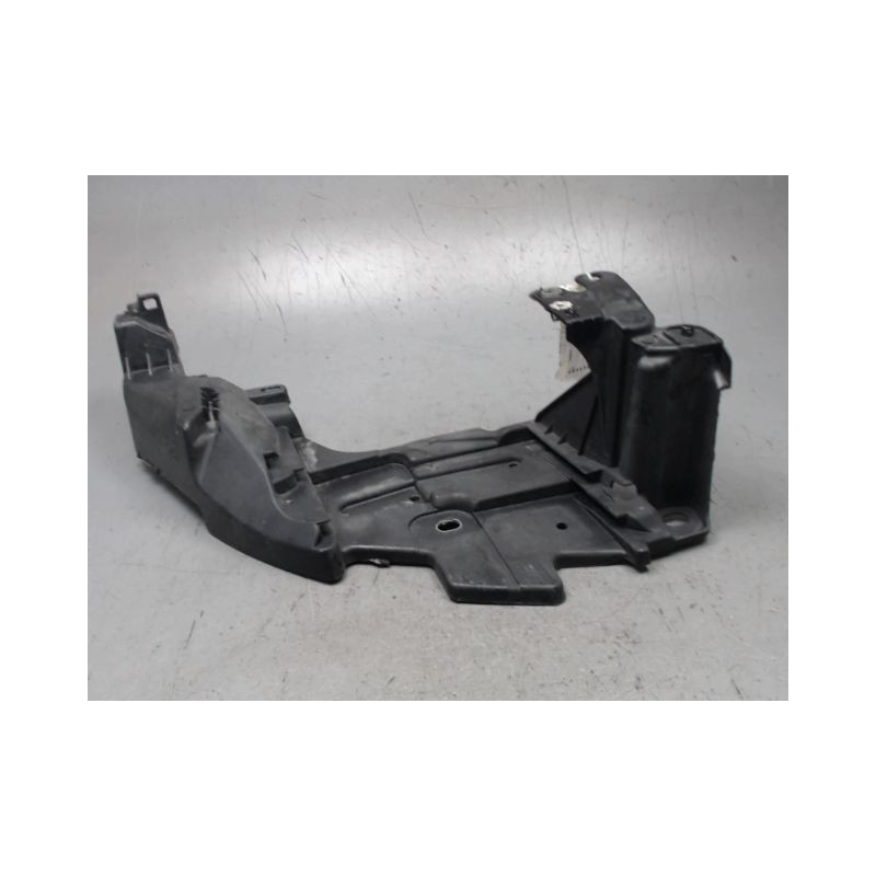 SUPPORT PHARE DROIT RENAULT MEGANE III ESTATE 09-