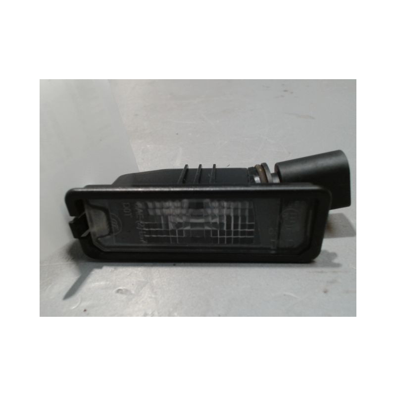 ECLAIREUR PLAQUE DE POLICE GAUCHE VOLKSWAGEN POLO 2009-
