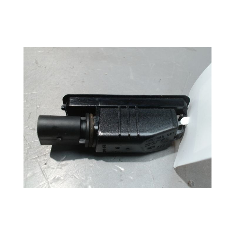 ECLAIREUR PLAQUE DE POLICE GAUCHE VOLKSWAGEN POLO 2009-