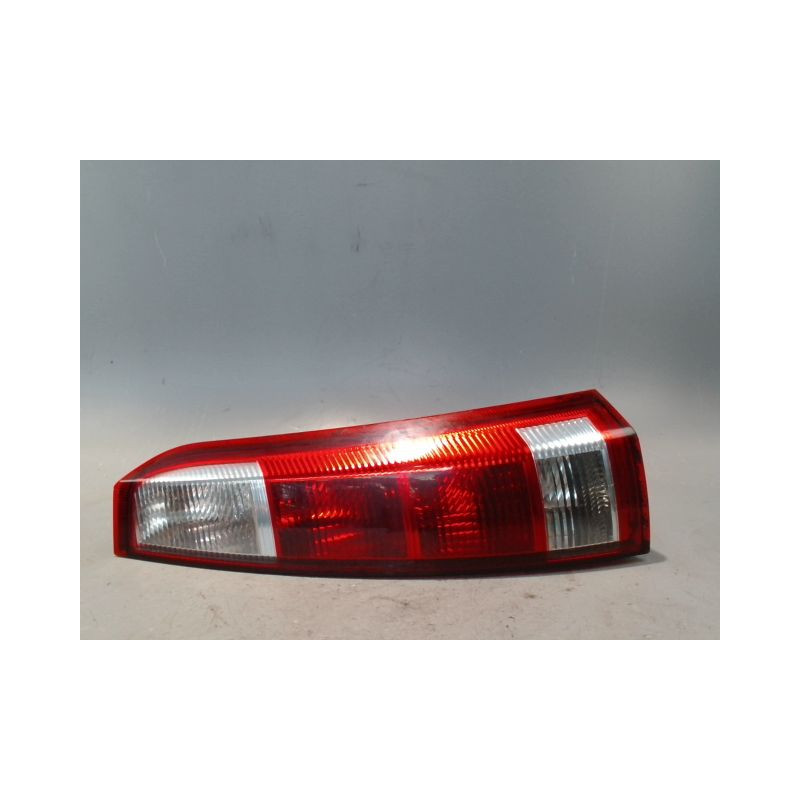 FEU ARRIERE DROIT OPEL MERIVA 2003-2005