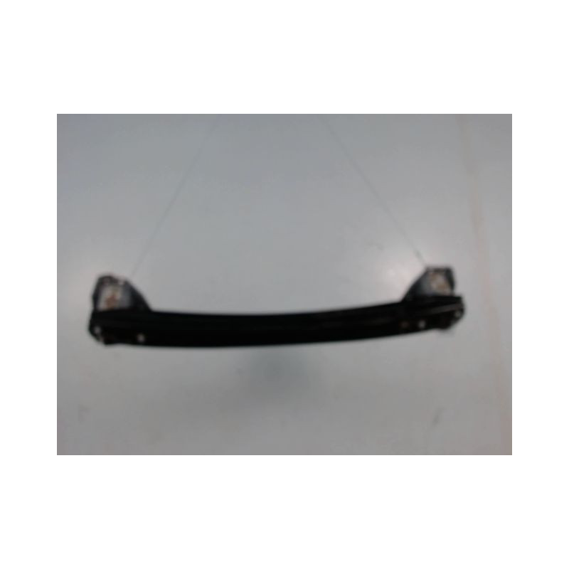 RENFORT PARE-CHOC ARRIERE  TOYOTA COROLLA