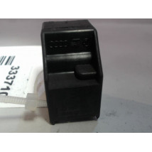 COMMANDE LEVE-GLACE PORTE ARD VOLKSWAGEN PASSAT BREAK 97-2000