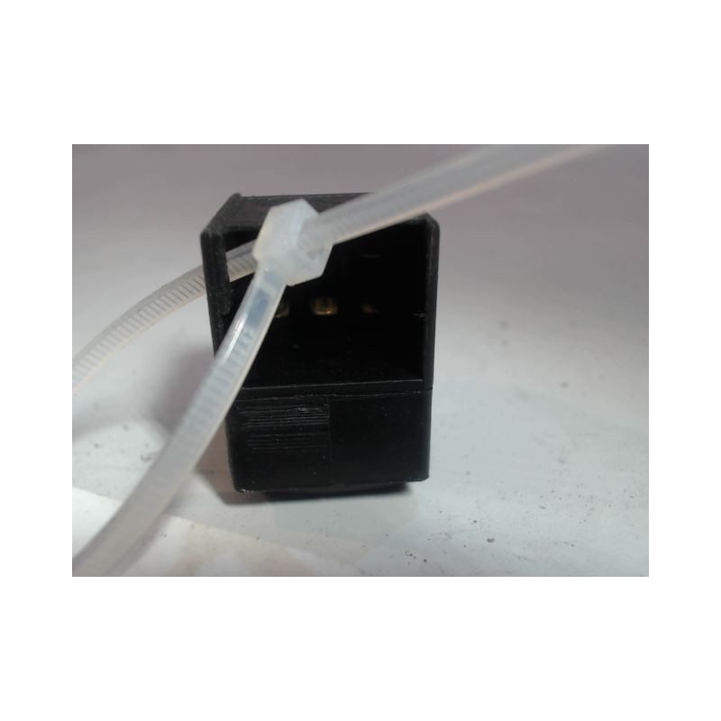 COMMANDE LEVE-GLACE PORTE ARG VOLKSWAGEN PASSAT BREAK 97-2000