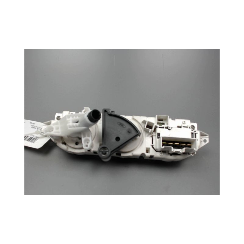 COMMANDE DE CHAUFFAGE FORD FOCUS
